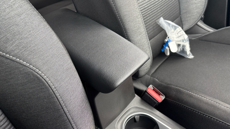 Renault Captur 1.0 TCE 90 Iconic 5dr Petrol Hatchback